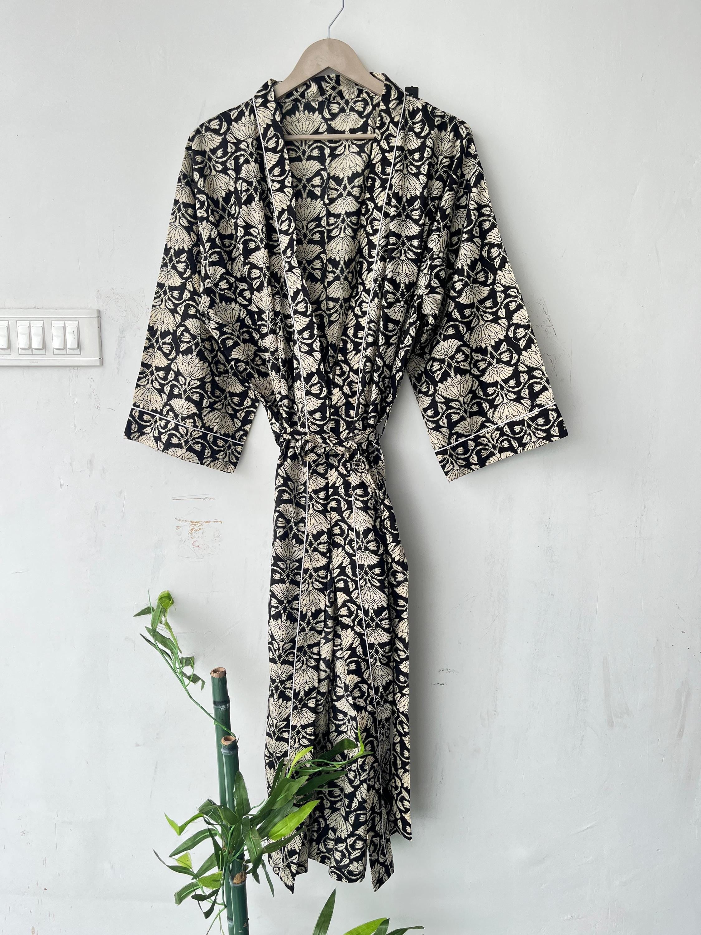 Floral Cotton Kimono Robe: Japanese Style Dressing Gown