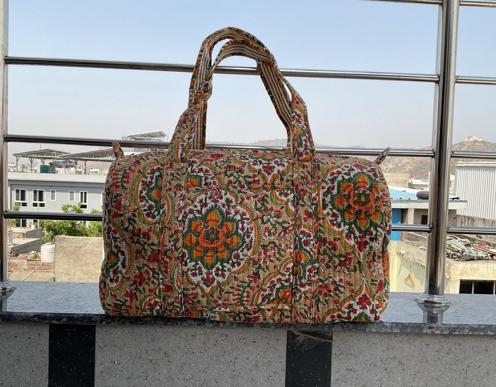 Personalized Women's Quilted Weekender Bag/Groomsmen Gift/Vintage makeup Kit/Shoulder Travel Bag/Bohemian Duffle Bag/Luggage Bag/Cotton Bags