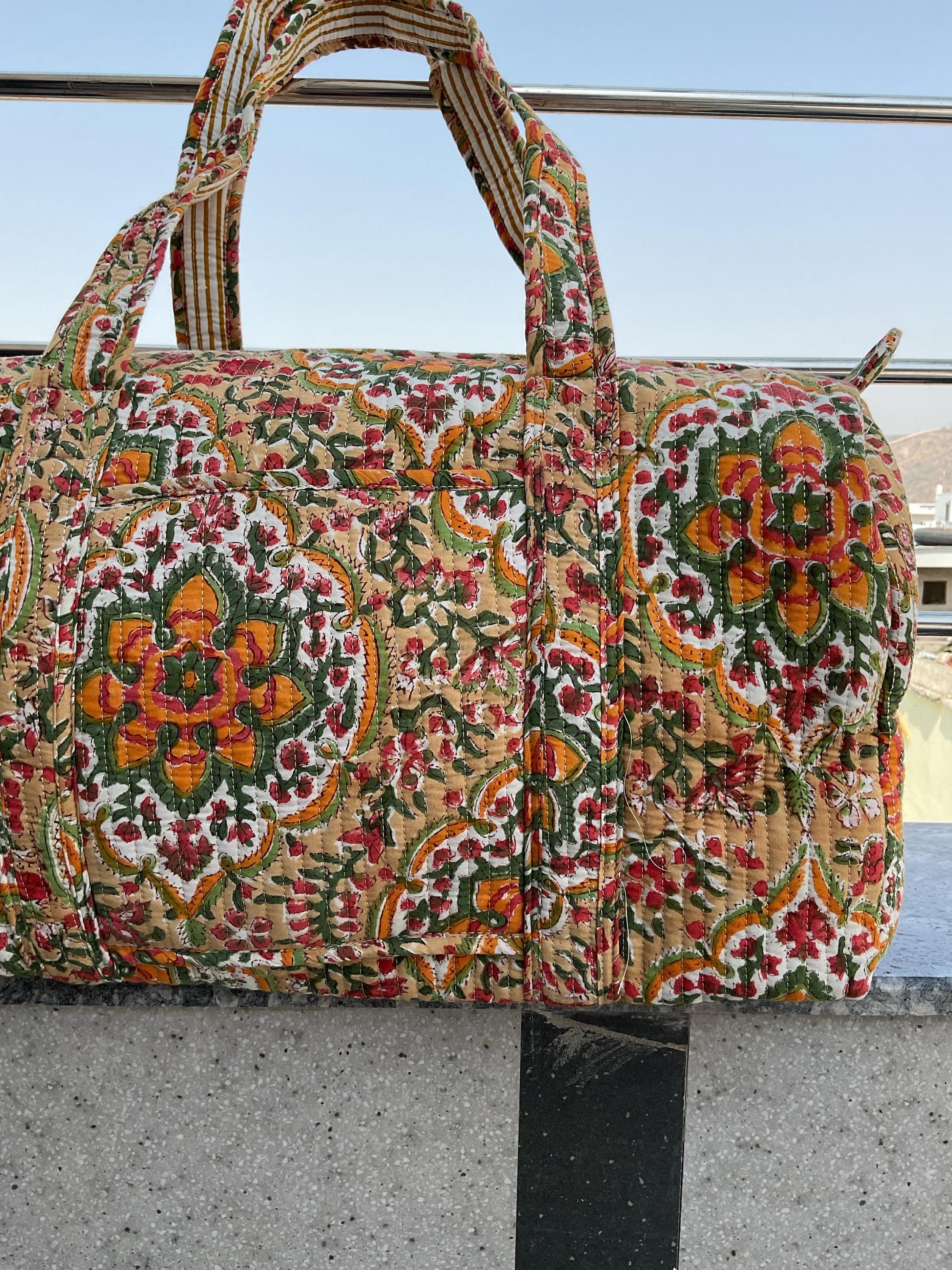 Personalized Women's Quilted Weekender Bag/Groomsmen Gift/Vintage makeup Kit/Shoulder Travel Bag/Bohemian Duffle Bag/Luggage Bag/Cotton Bags