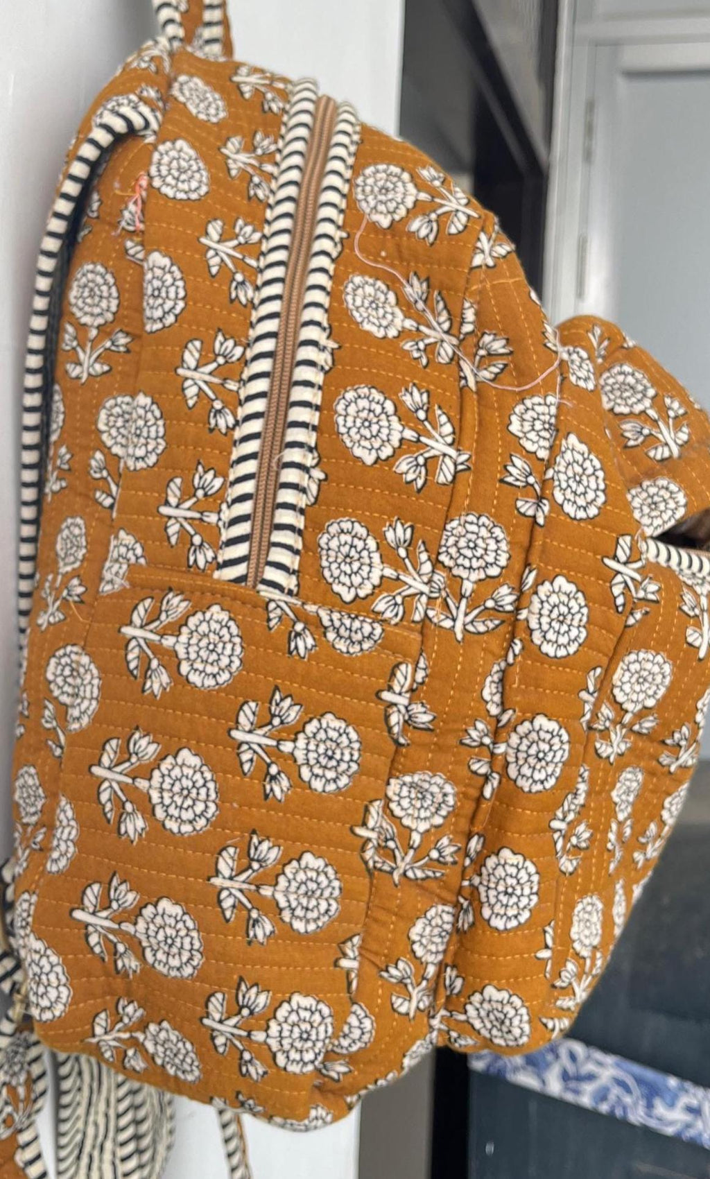 Quilted Patchwork Cotton Laptop Backpack: Reversible Tote Bag