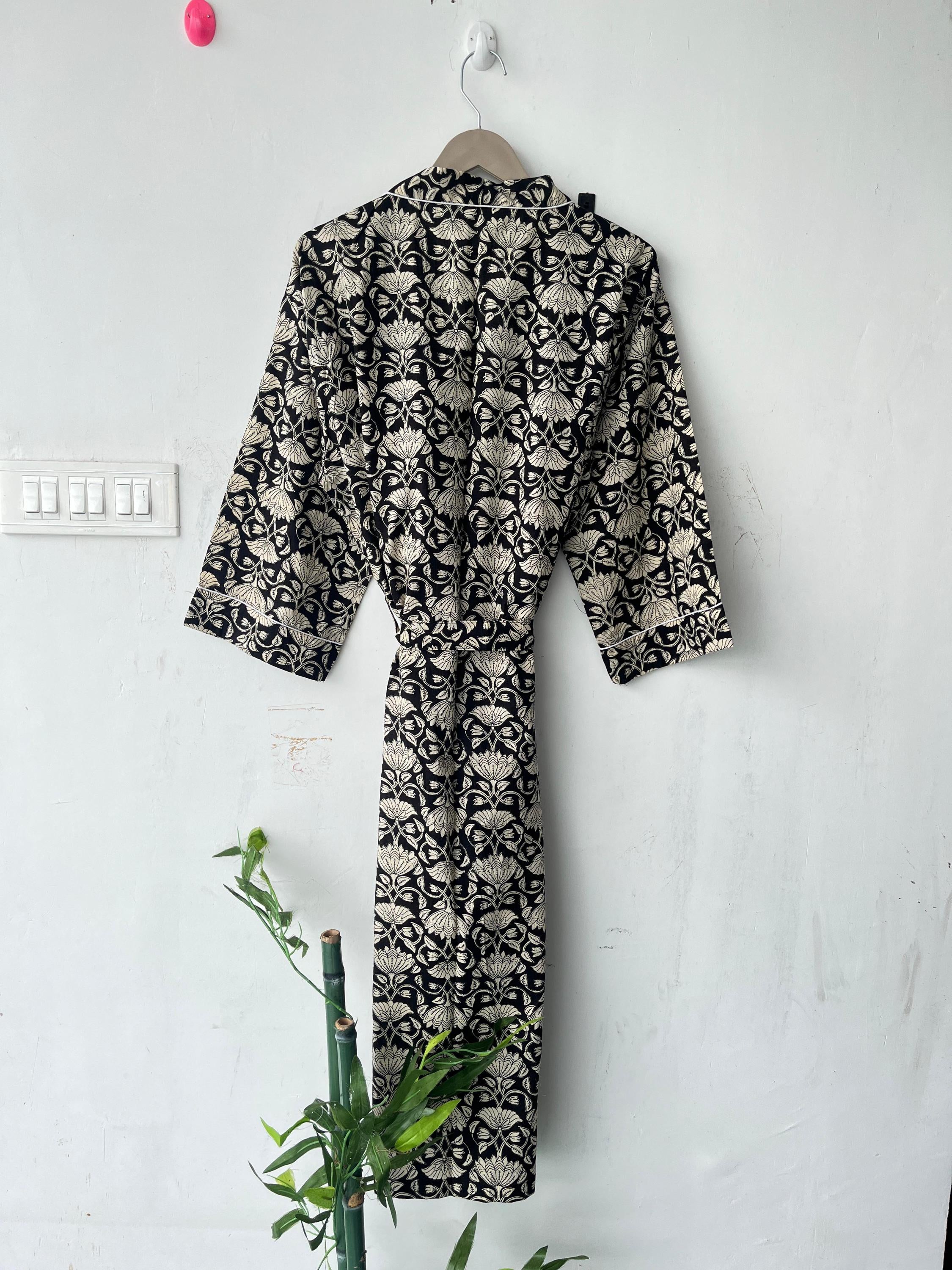 Floral Cotton Kimono Robe: Japanese Style Dressing Gown
